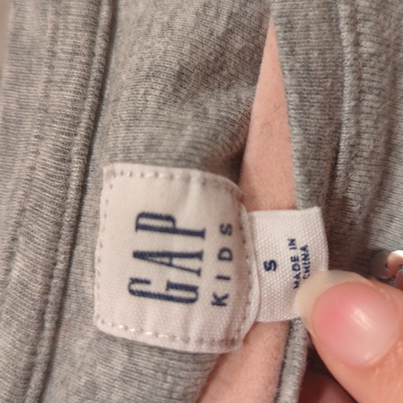 GAP Pink and gray dress with flip sequined star on front. Size S. - Picture 5 of 5